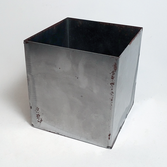 Kruka kvadrat rost, large