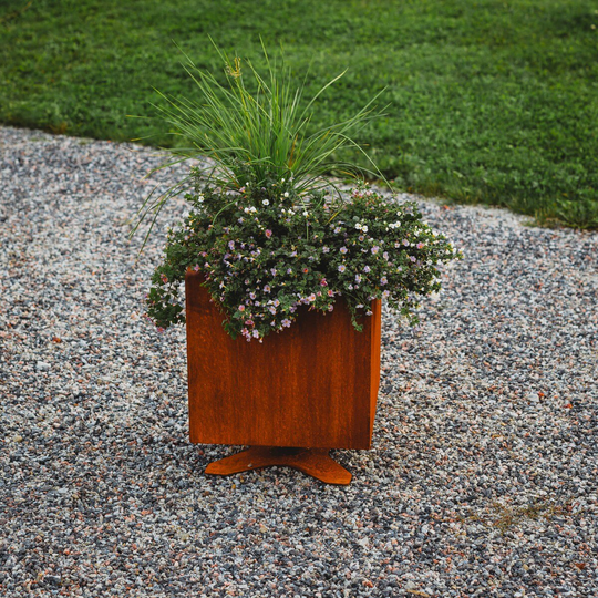 GrillSymbol Blomkruka Corten Ulla M